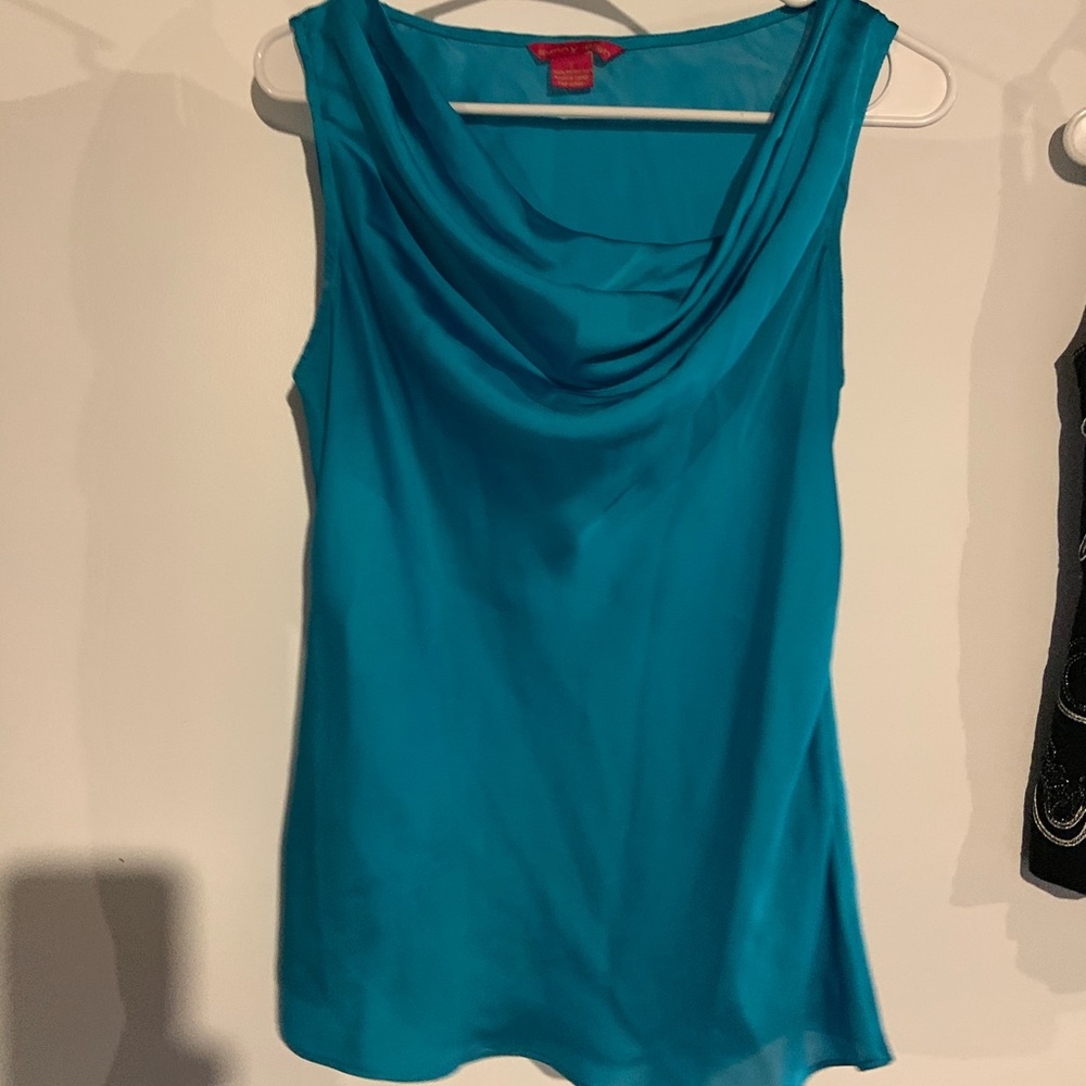 5/$25🌸 Womens blouse